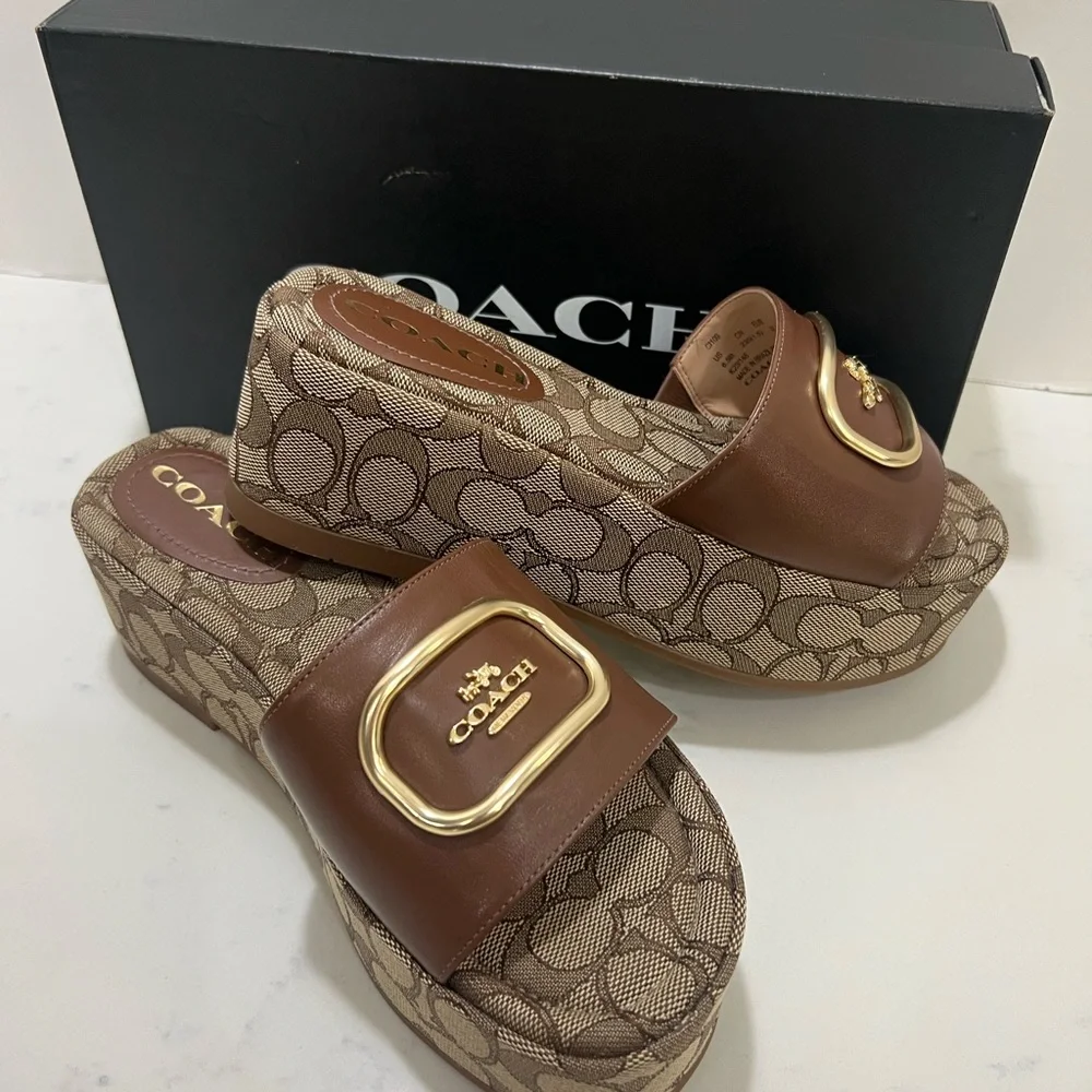 Coach Tan and Gold Logo Slides - Picture 4 of 15